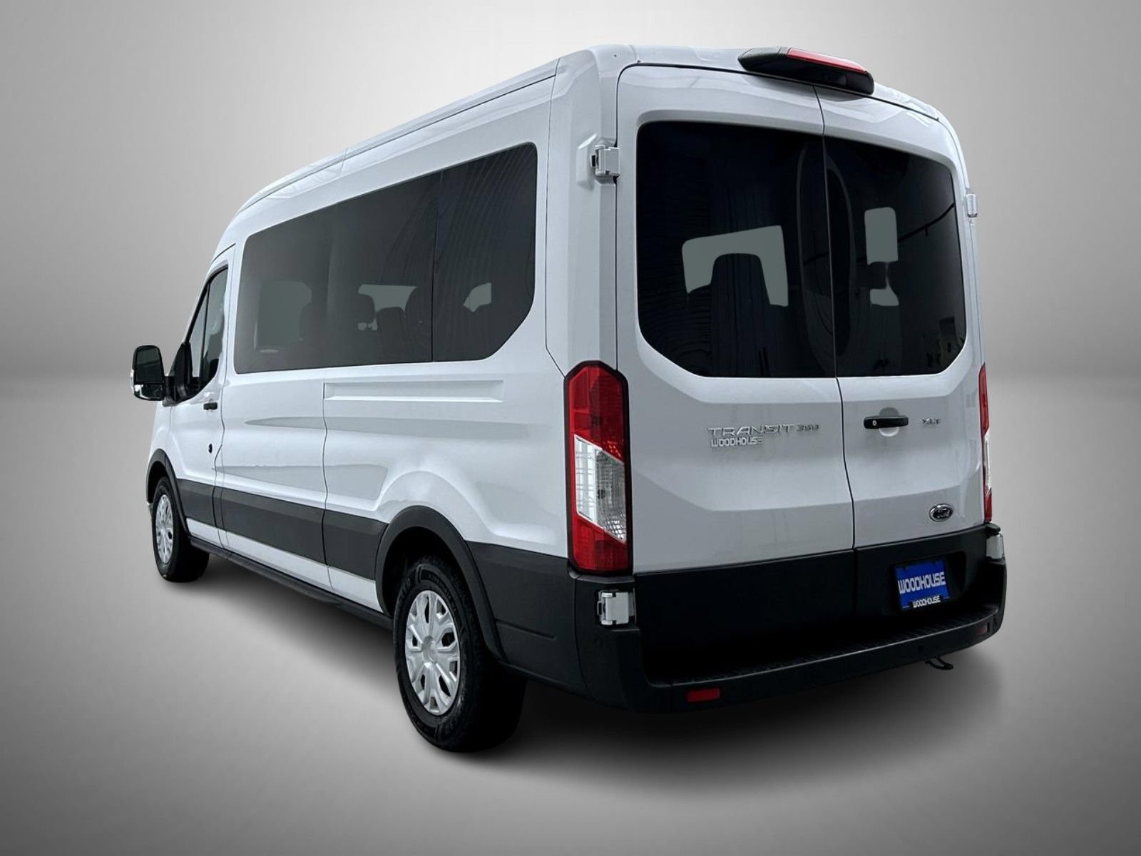 Used 2025 Ford Transit 350 XLT RWD image 7