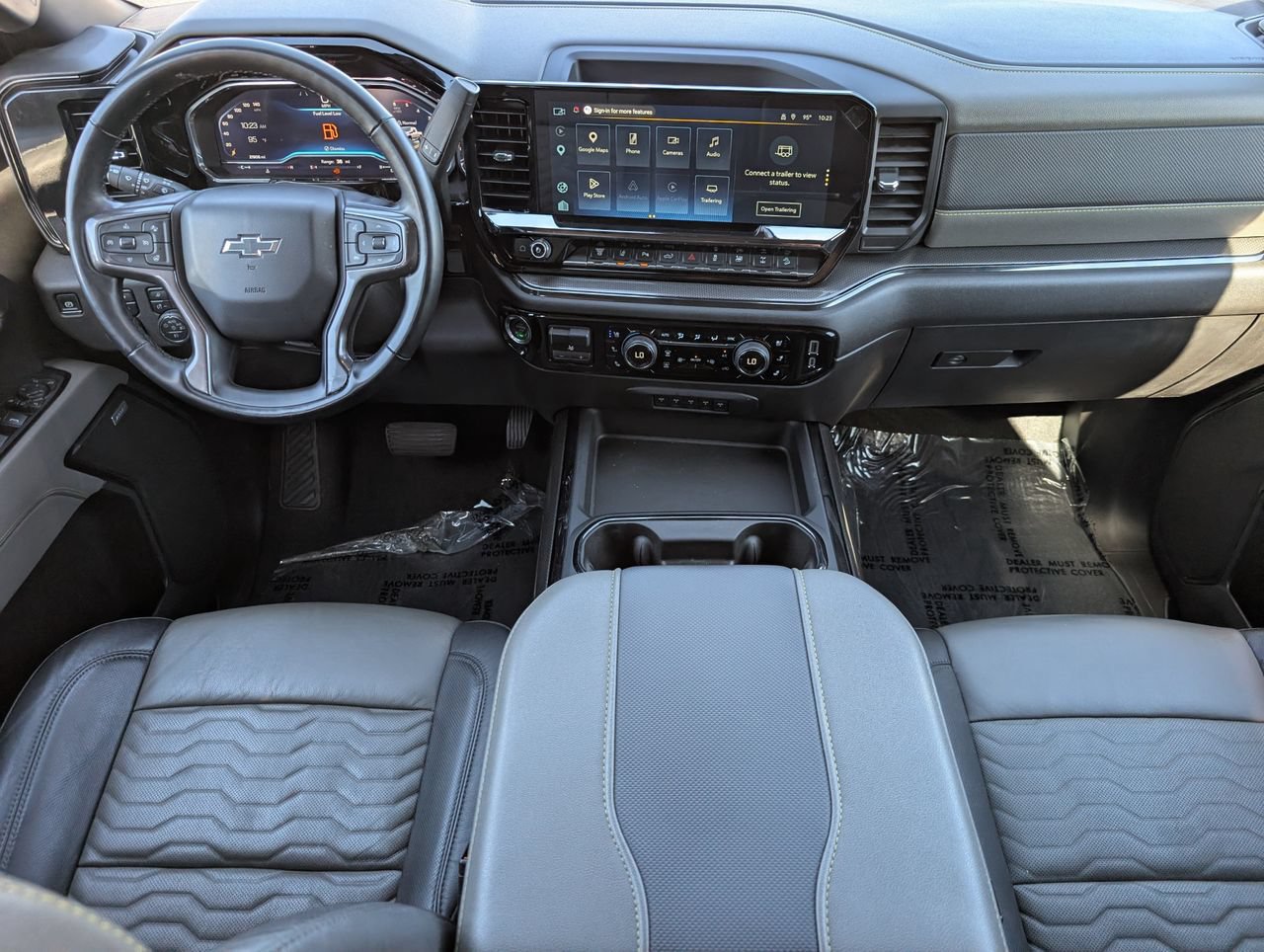 Used 2025 Chevrolet Silverado 2500 ZR2 w/ Technology Package AWD/4WD image 9