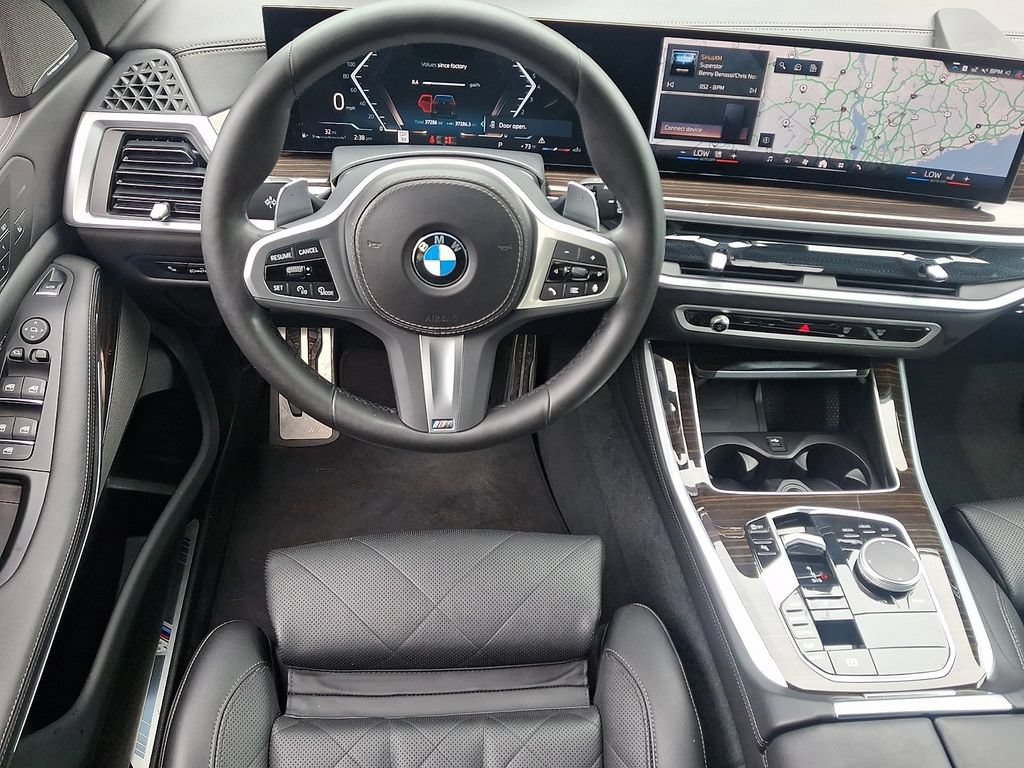Used 2024 BMW X5 xDrive40i w/ M Sport Package AWD/4WD image 12