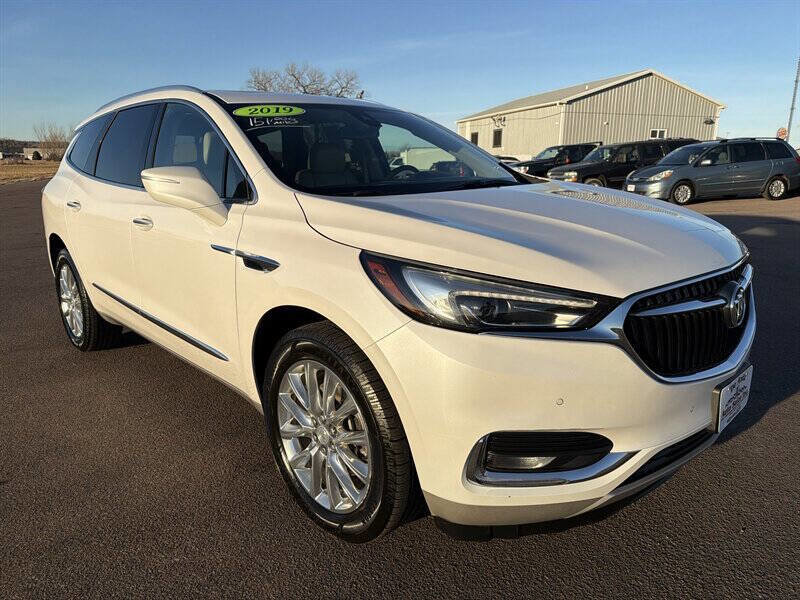 Used 2019 Buick Enclave Premium w/ Experience Buick Package AWD/4WD image 8