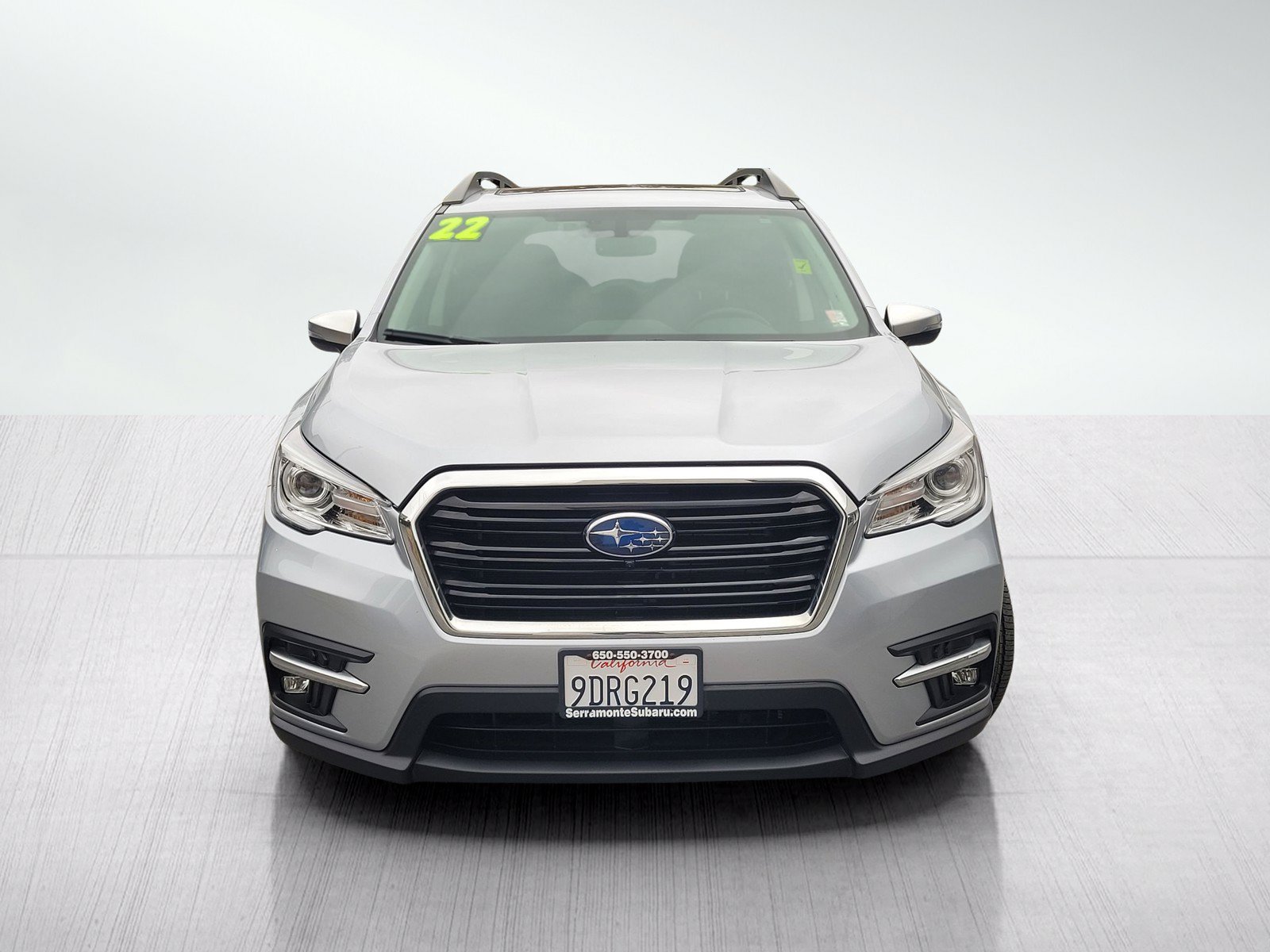 Used 2022 Subaru Ascent Touring AWD/4WD image 2