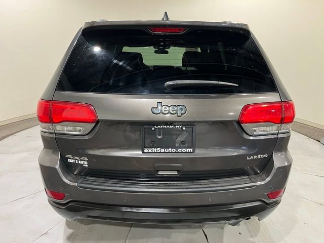 Used 2018 Jeep Grand Cherokee Laredo AWD/4WD image 10