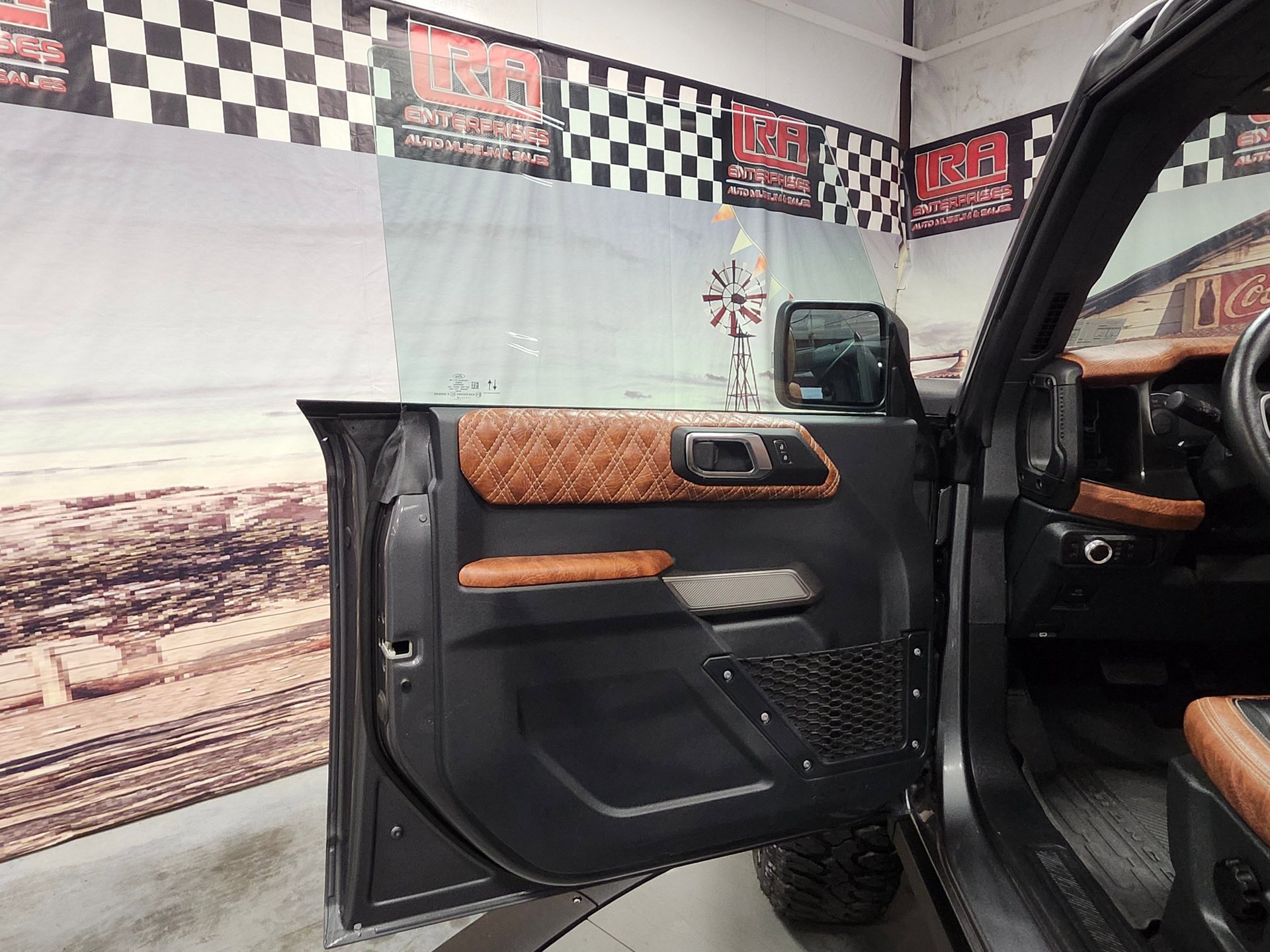 Used 2022 Ford Bronco Wildtrak image 25