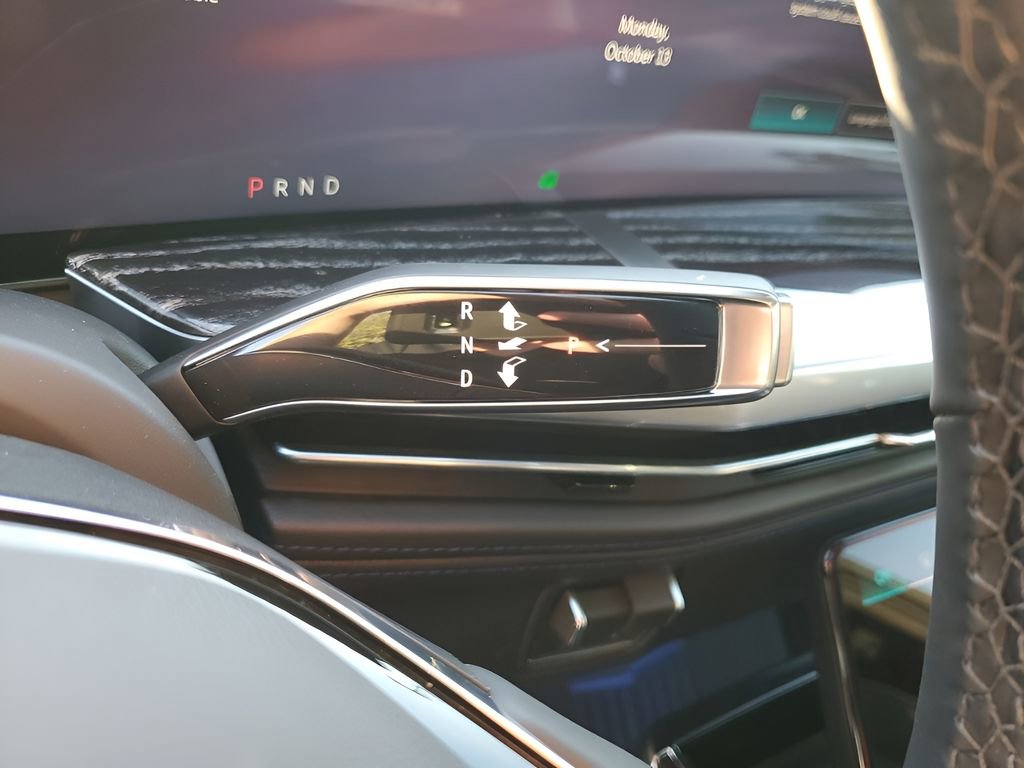 New 2026 Cadillac Escalade IQL Luxury image 37