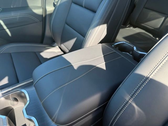 New 2026 GMC Acadia Elevation AWD/4WD image 28