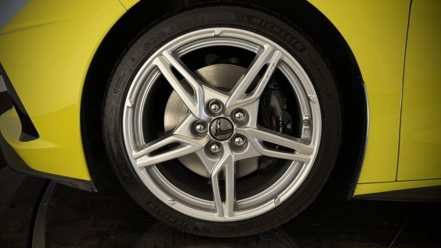 Used 2024 Chevrolet Corvette Stingray Premium Cpe w/ Z51 Performance Package RWD image 30