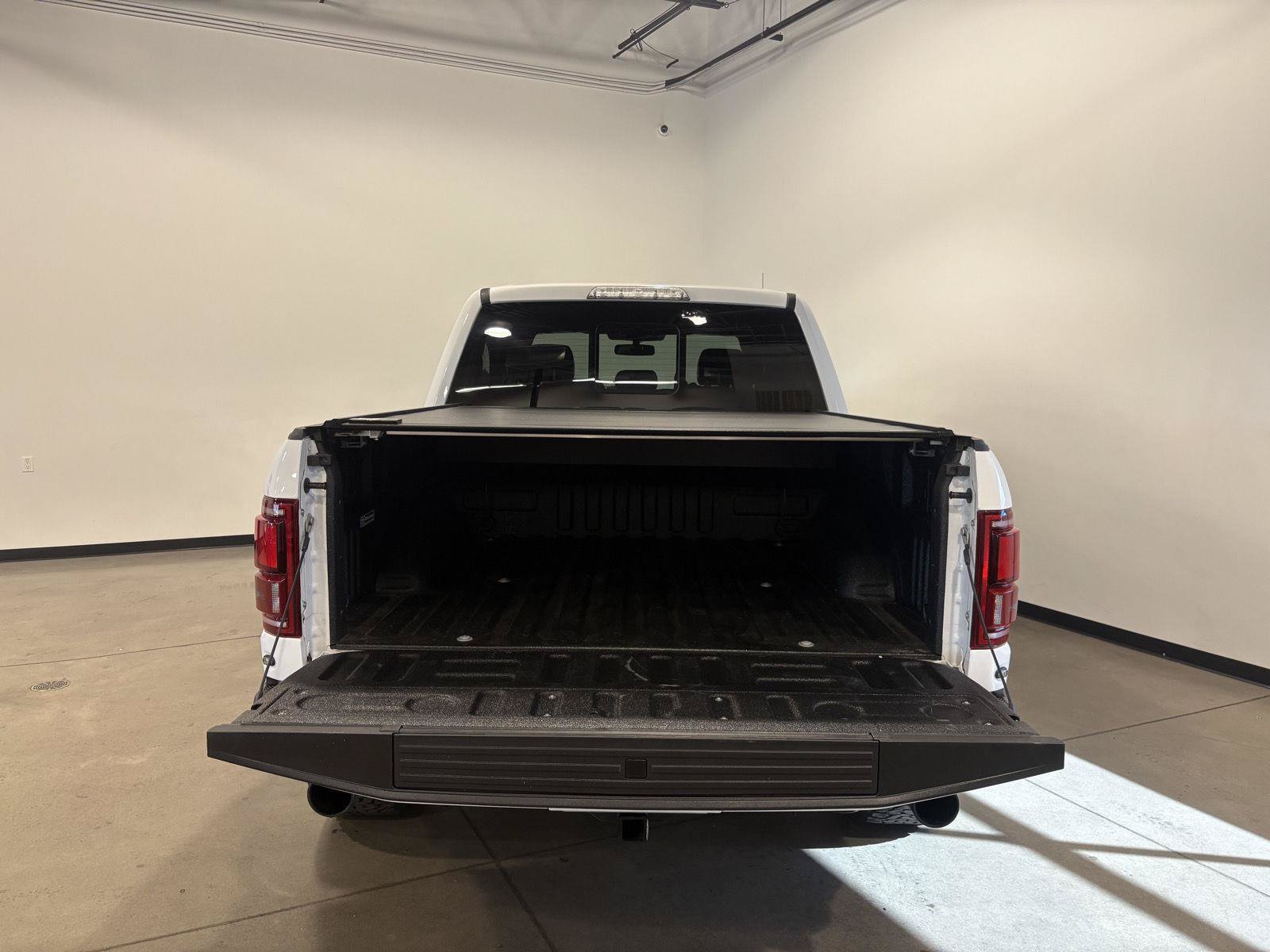 Used 2020 Ford F150 Raptor w/ Equipment Group 802A Luxury AWD/4WD image 45