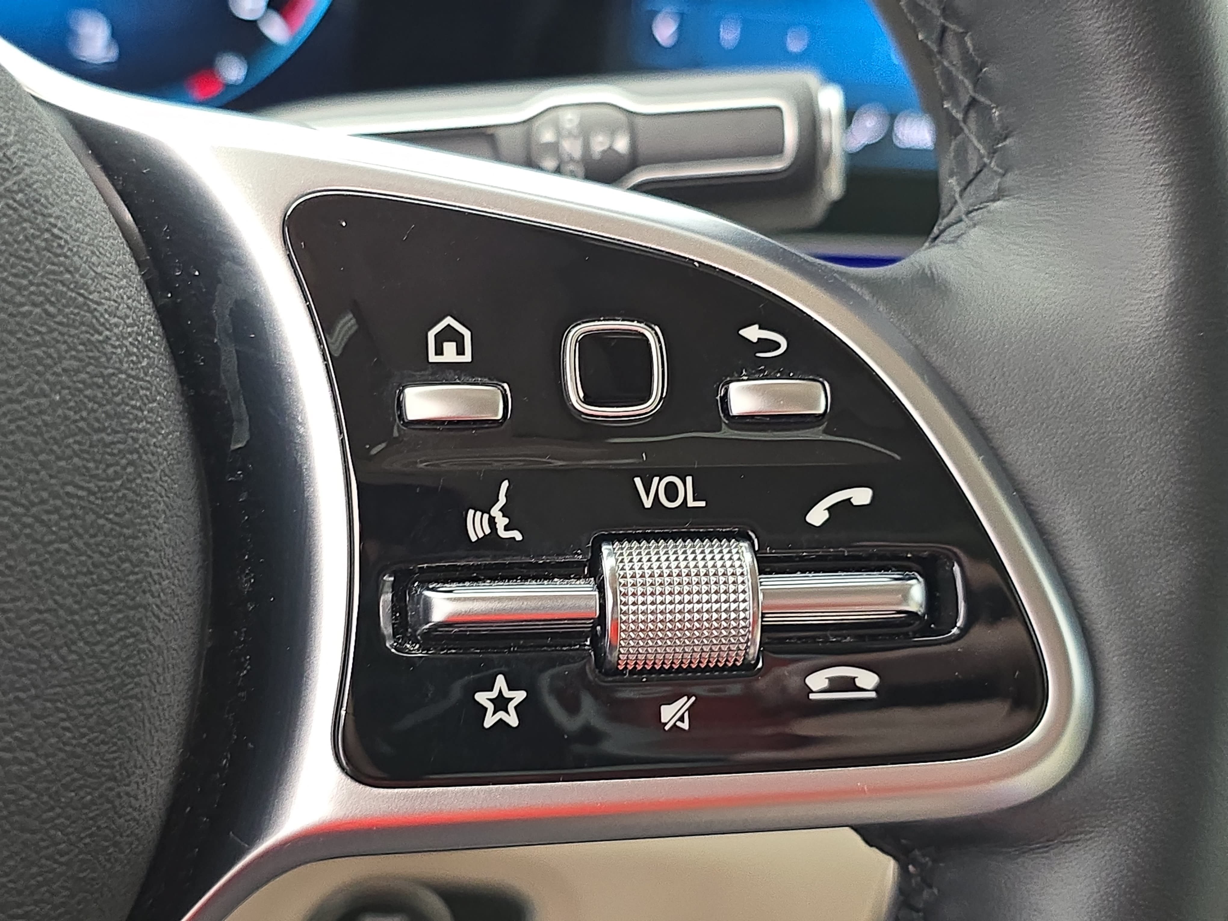 Certified 2022 Mercedes-Benz GLE 350 4MATIC image 18