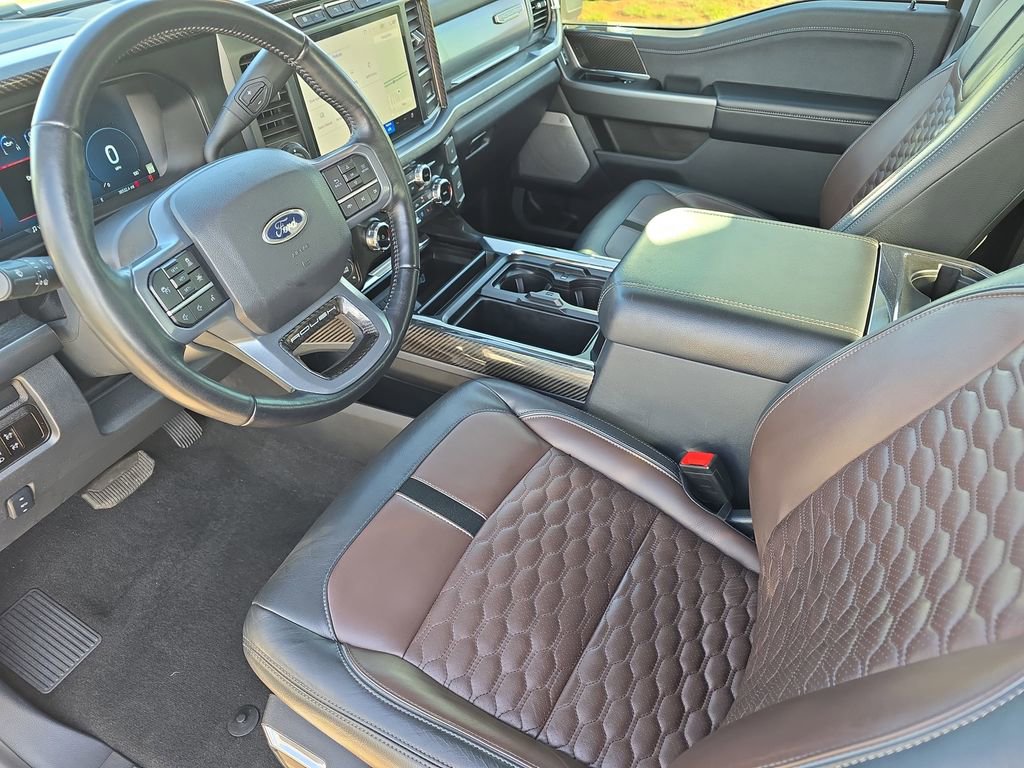 Used 2024 Ford F250 Lariat w/ Lariat Ultimate Package AWD/4WD image 17