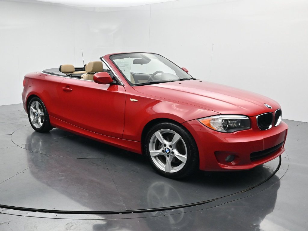 Used 2012 BMW 128i Convertible RWD image 2
