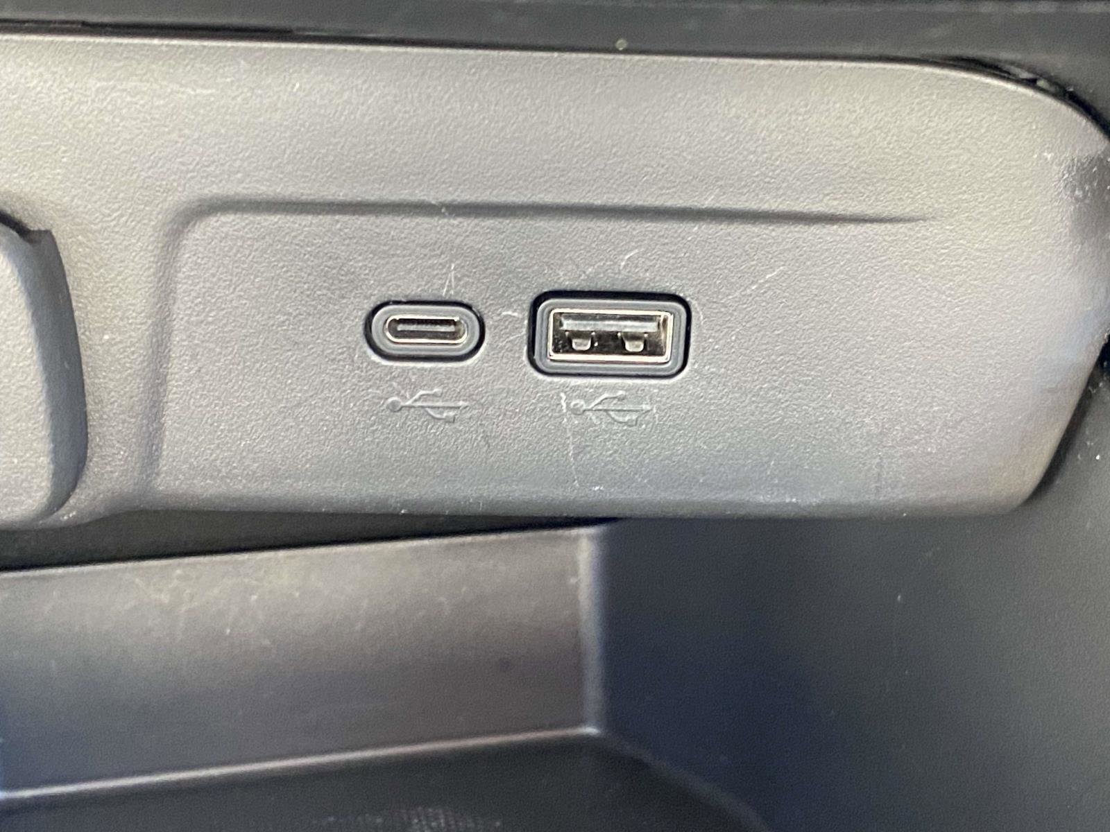 Used 2025 Chevrolet Trax LT image 7