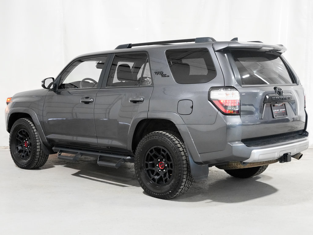 Used 2023 Toyota 4Runner TRD Off-Road Premium w/ Off Road Premium Plus Package AWD/4WD image 3