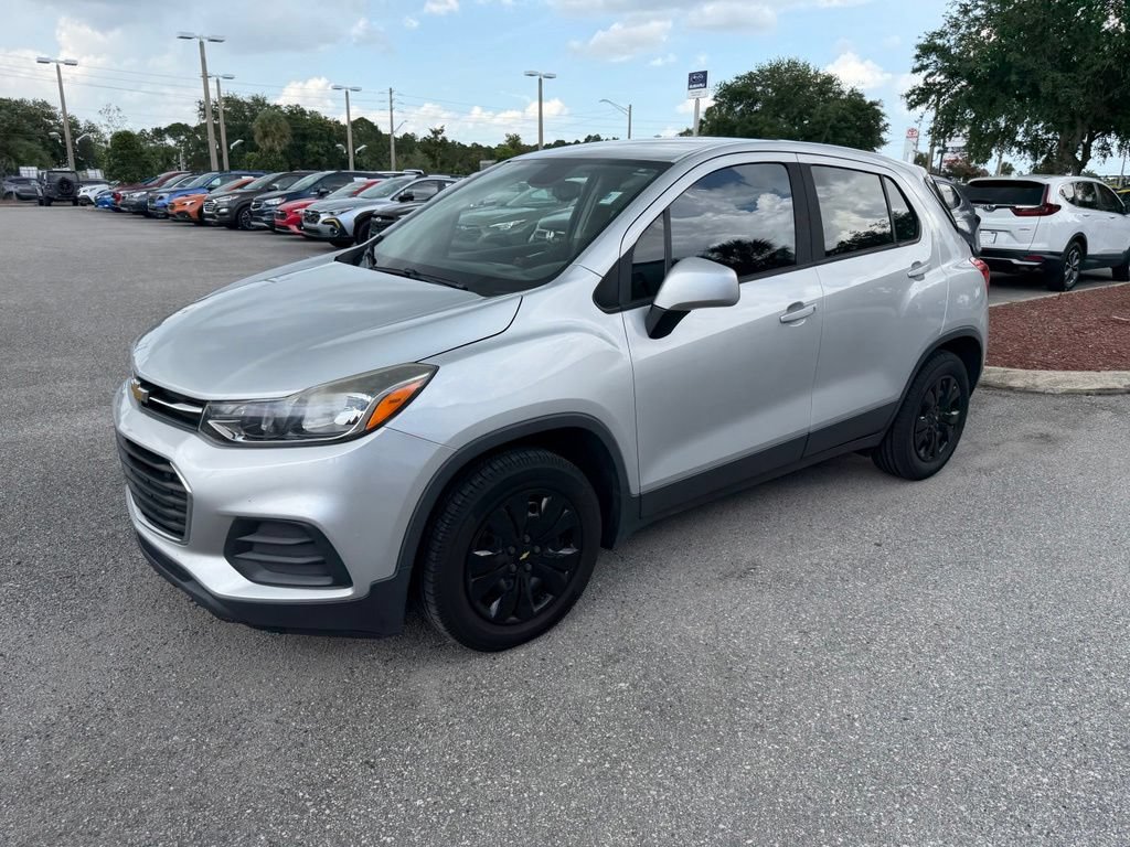 Used 2017 Chevrolet Trax LS FWD image 11