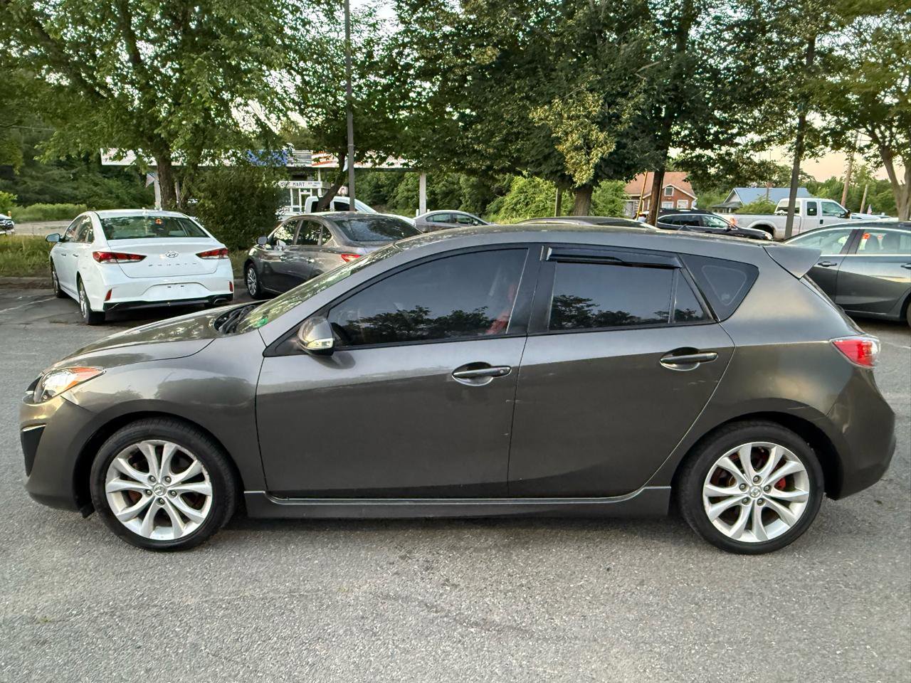 Used 2010 MAZDA MAZDA3 s Sport FWD image 4