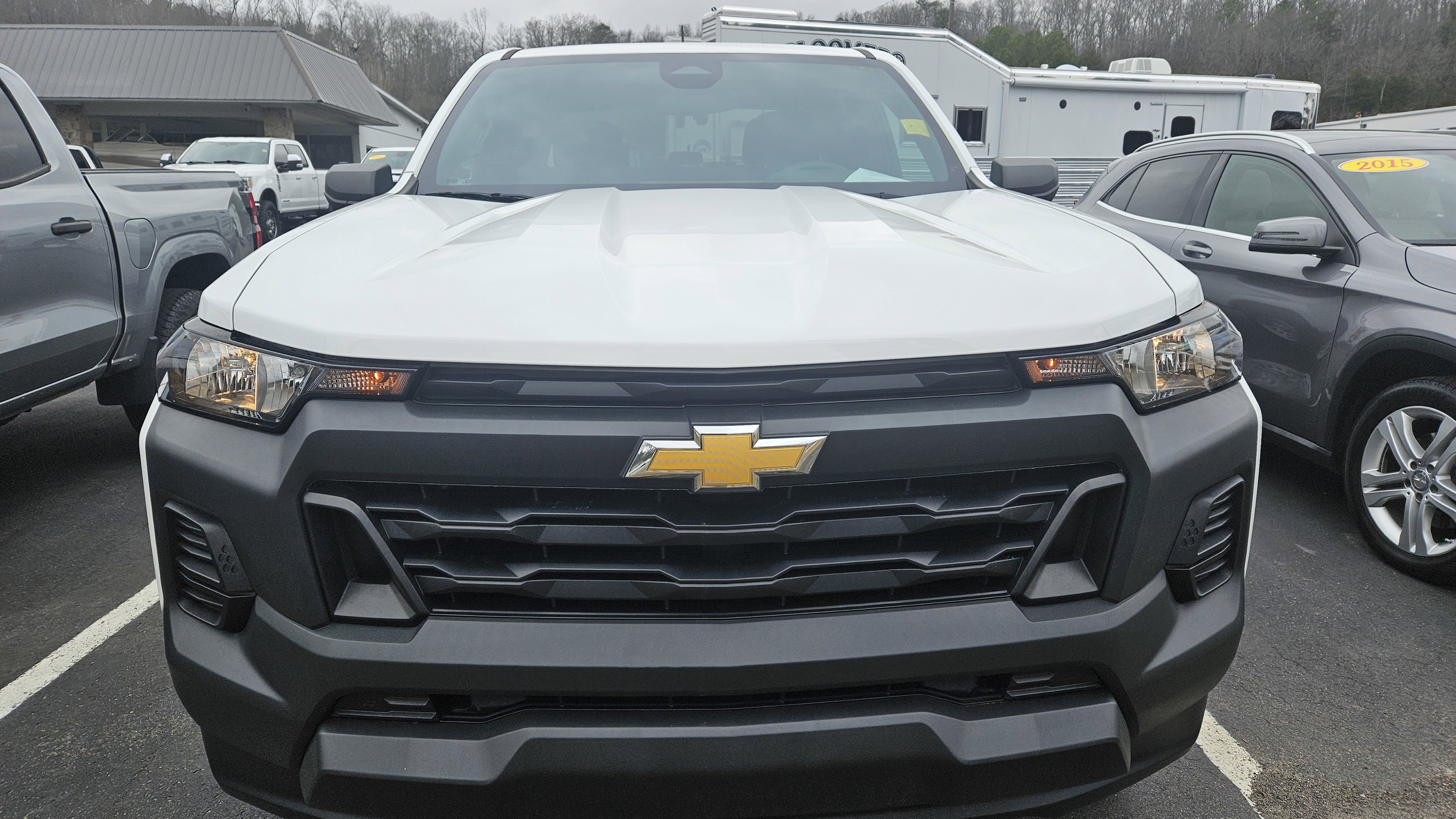 Used 2023 Chevrolet Colorado W/T image 3