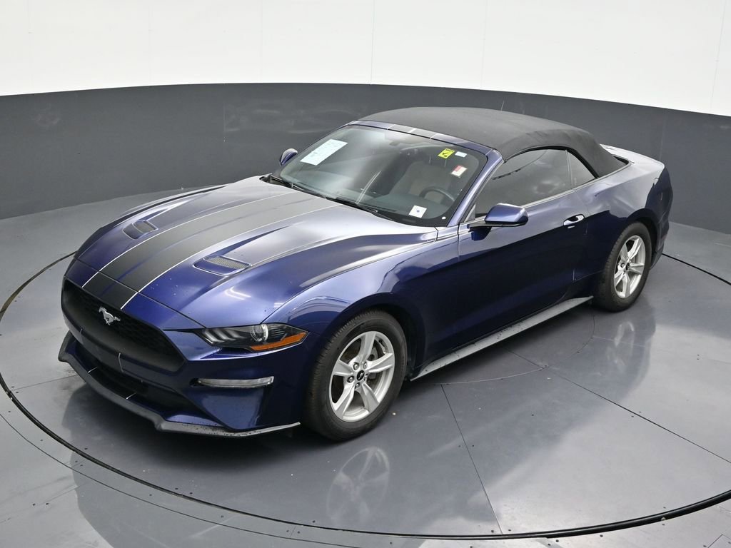 Used 2020 Ford Mustang Convertible image 17