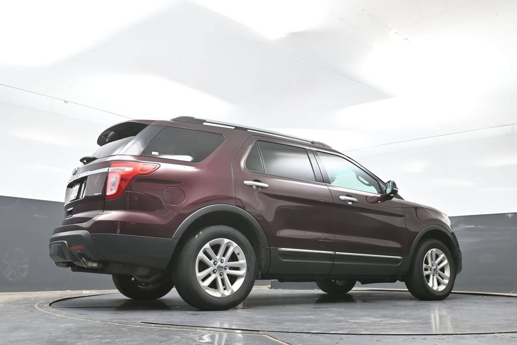 Used 2011 Ford Explorer XLT w/ 202A Rapid Spec Order Code AWD/4WD image 48