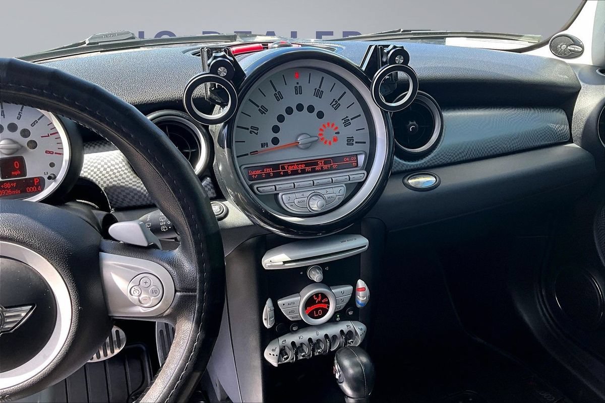 Used 2010 MINI Cooper S FWD image 9