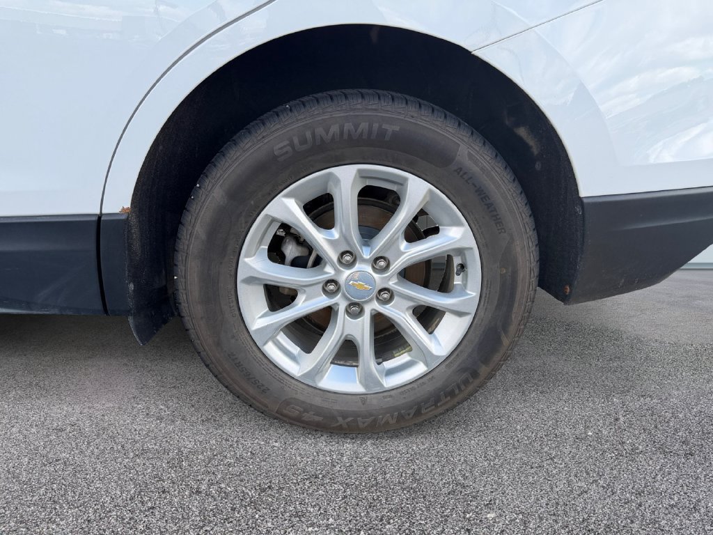 Used 2019 Chevrolet Equinox LT w/ Driver Convenience Package AWD/4WD image 12