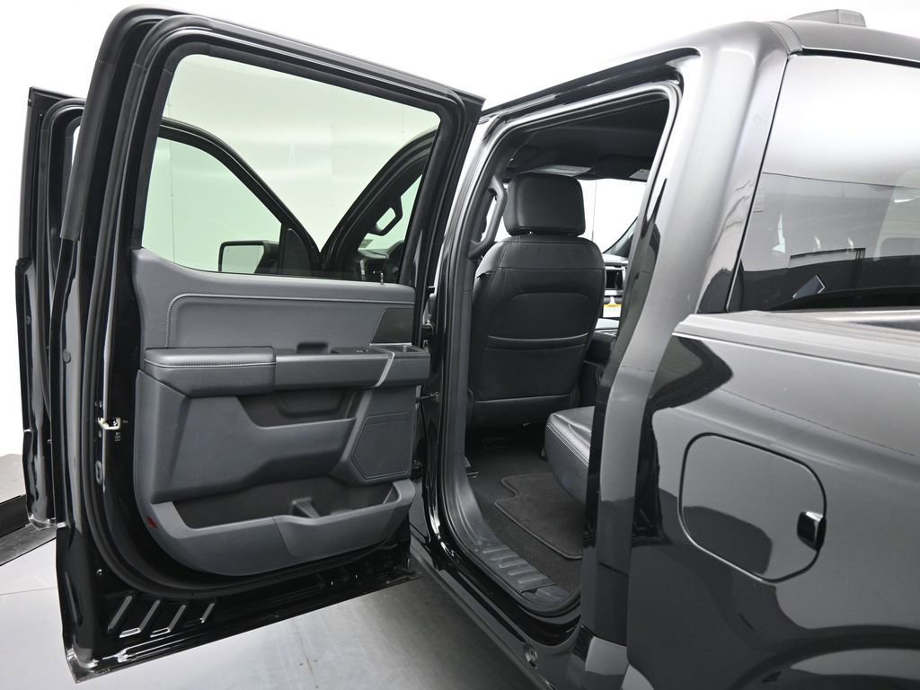 New 2024 Ford F150 XLT w/ XLT Black Appearance Package image 17