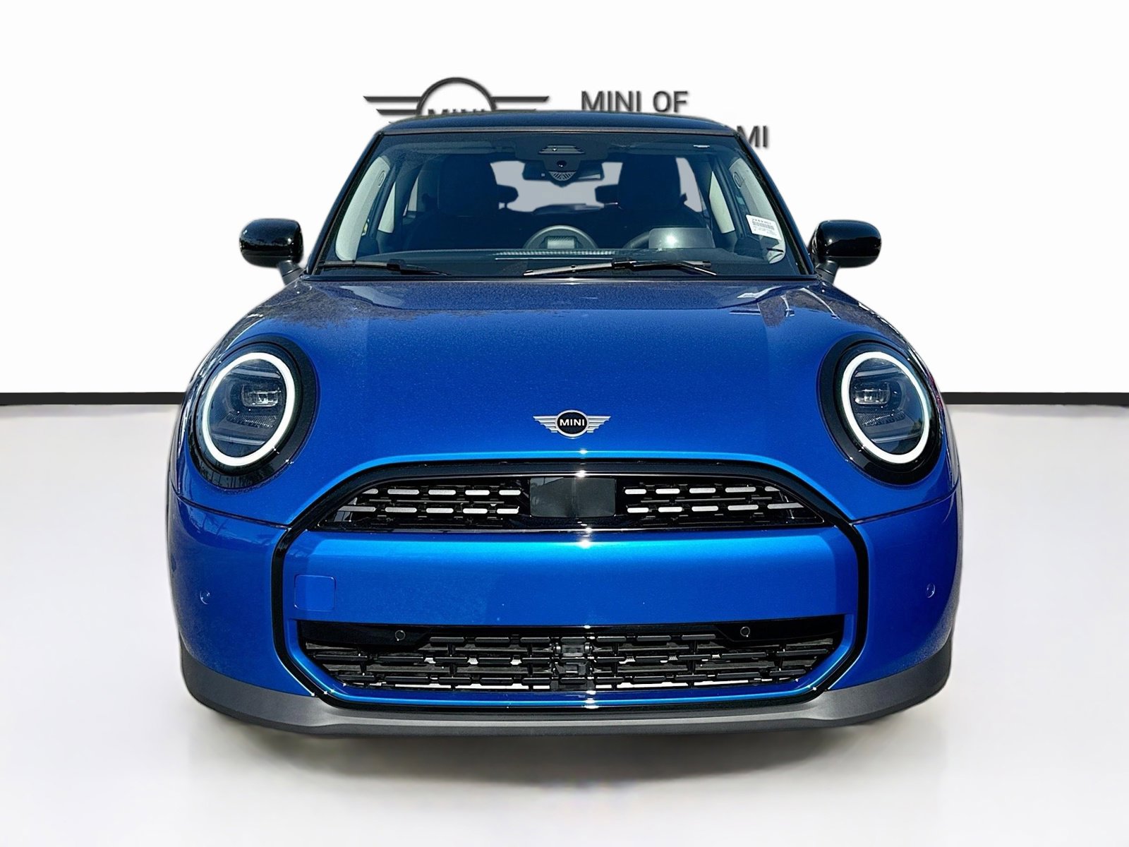 New 2025 MINI Cooper 2-Door Hardtop image 2