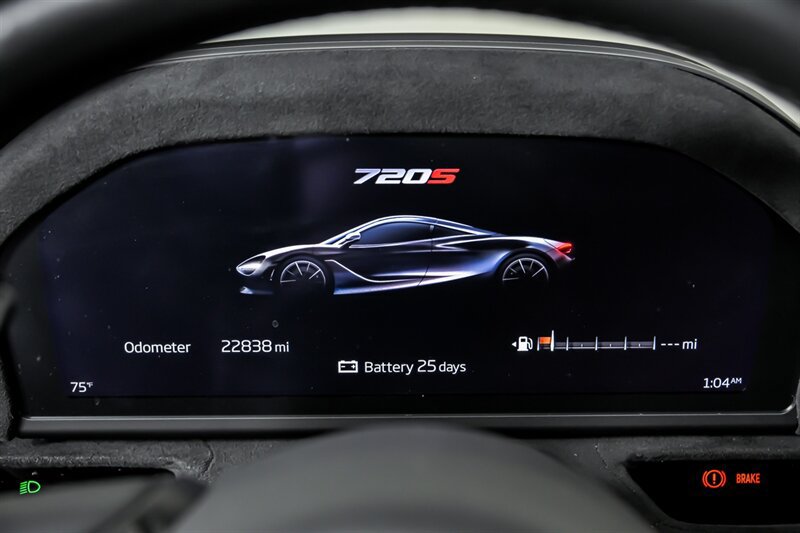 Used 2018 McLaren 720S RWD image 27
