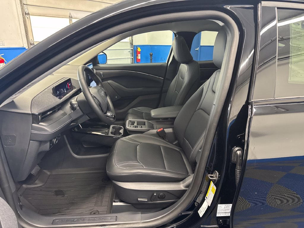 New 2026 Ford Mustang Mach-E Premium AWD/4WD image 10