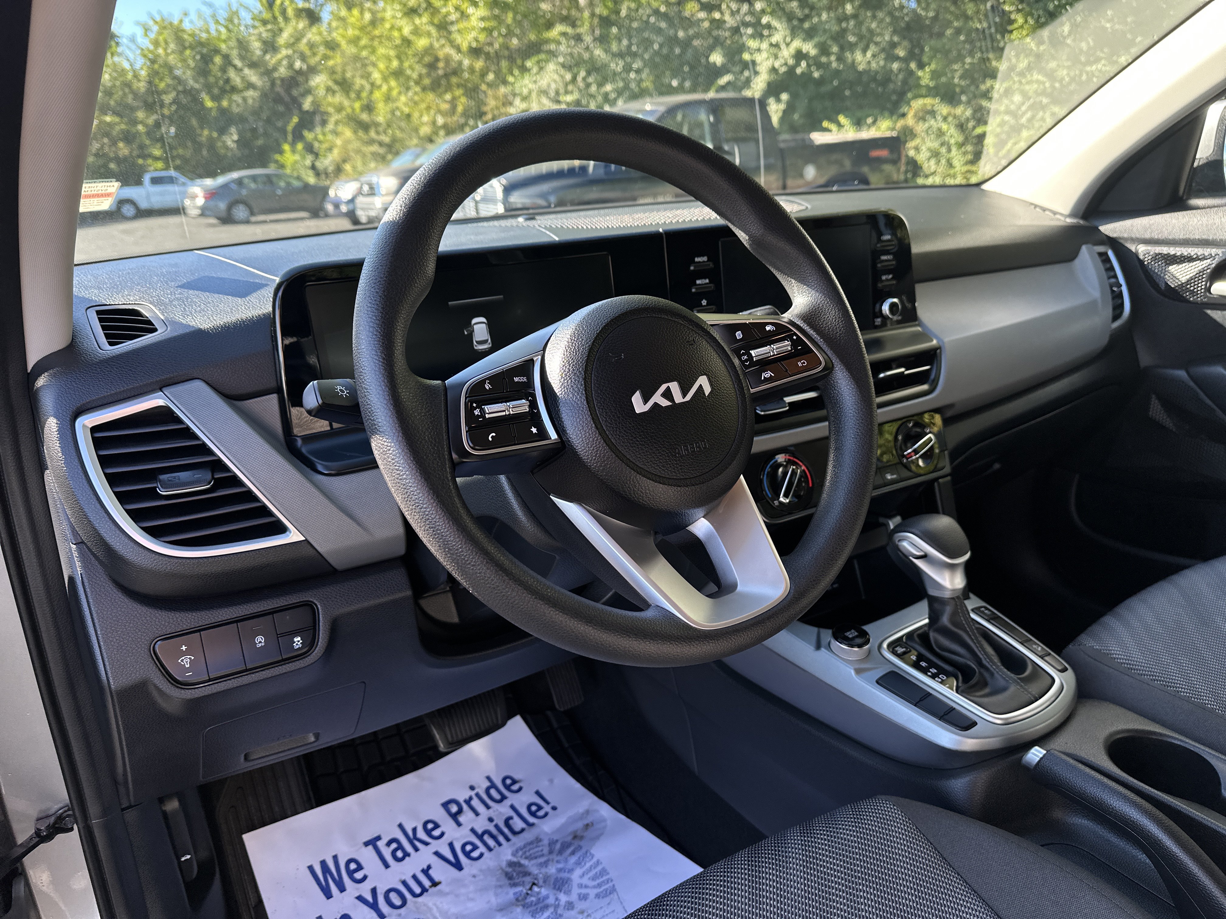 Certified 2026 Kia Seltos LX AWD/4WD image 12