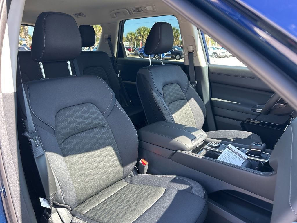 New 2026 Nissan Pathfinder SV image 44