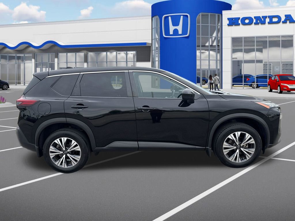 Used 2023 Nissan Rogue SV image 10