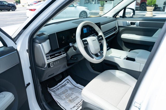 Used 2025 Hyundai Santa Fe SEL AWD/4WD image 14