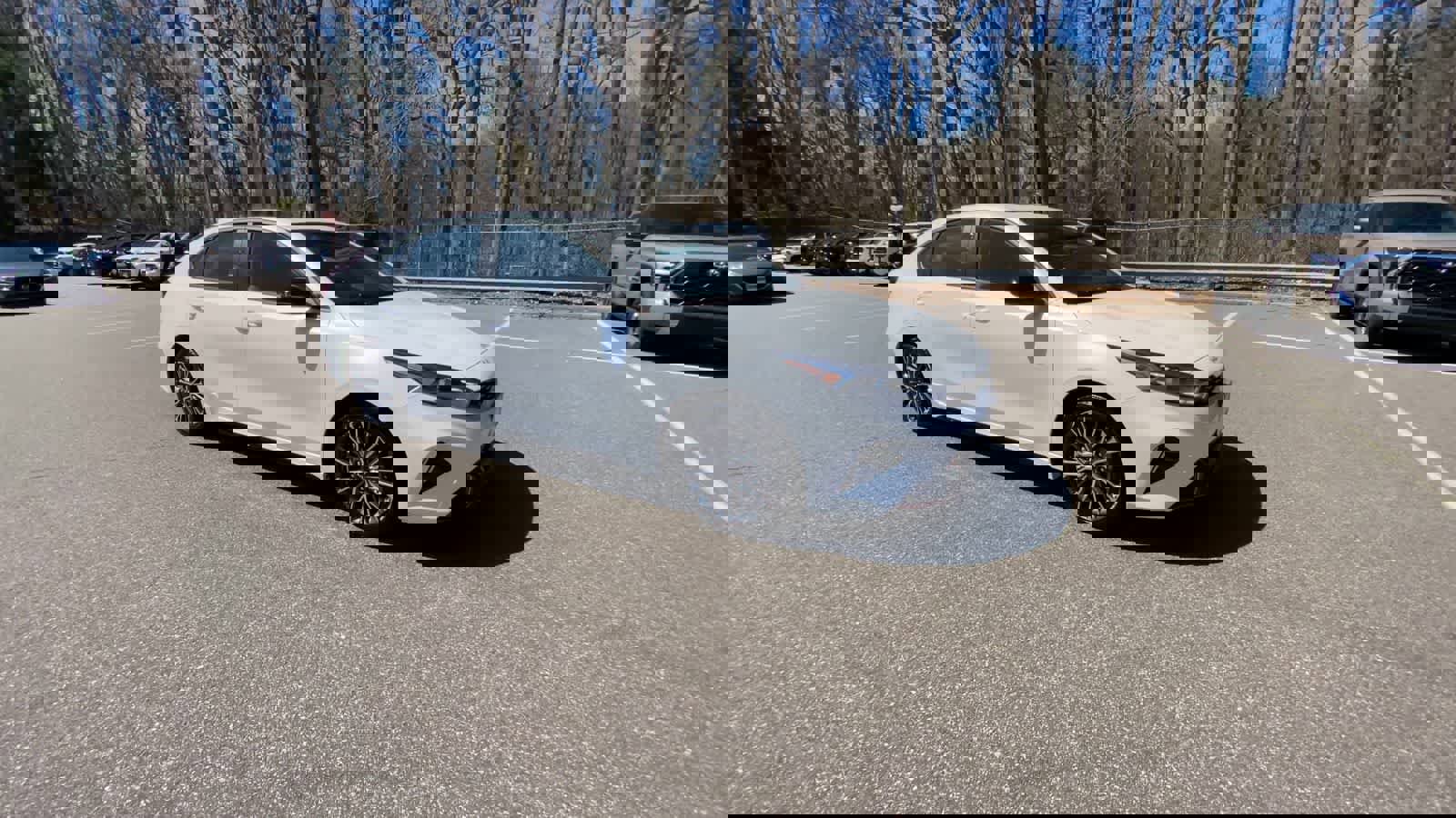 Used 2023 Kia Forte GT-Line w/ GT-Line Premium Package image 5