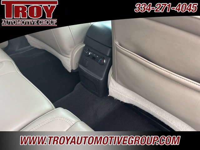 Used 2013 Ford Explorer XLT image 18