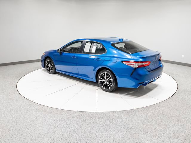 Used 2019 Toyota Camry SE w/ Carpet Mat Package FWD image 30