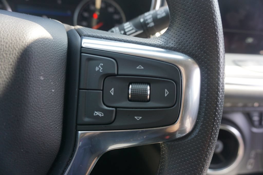 Used 2024 Chevrolet Blazer LT FWD image 9