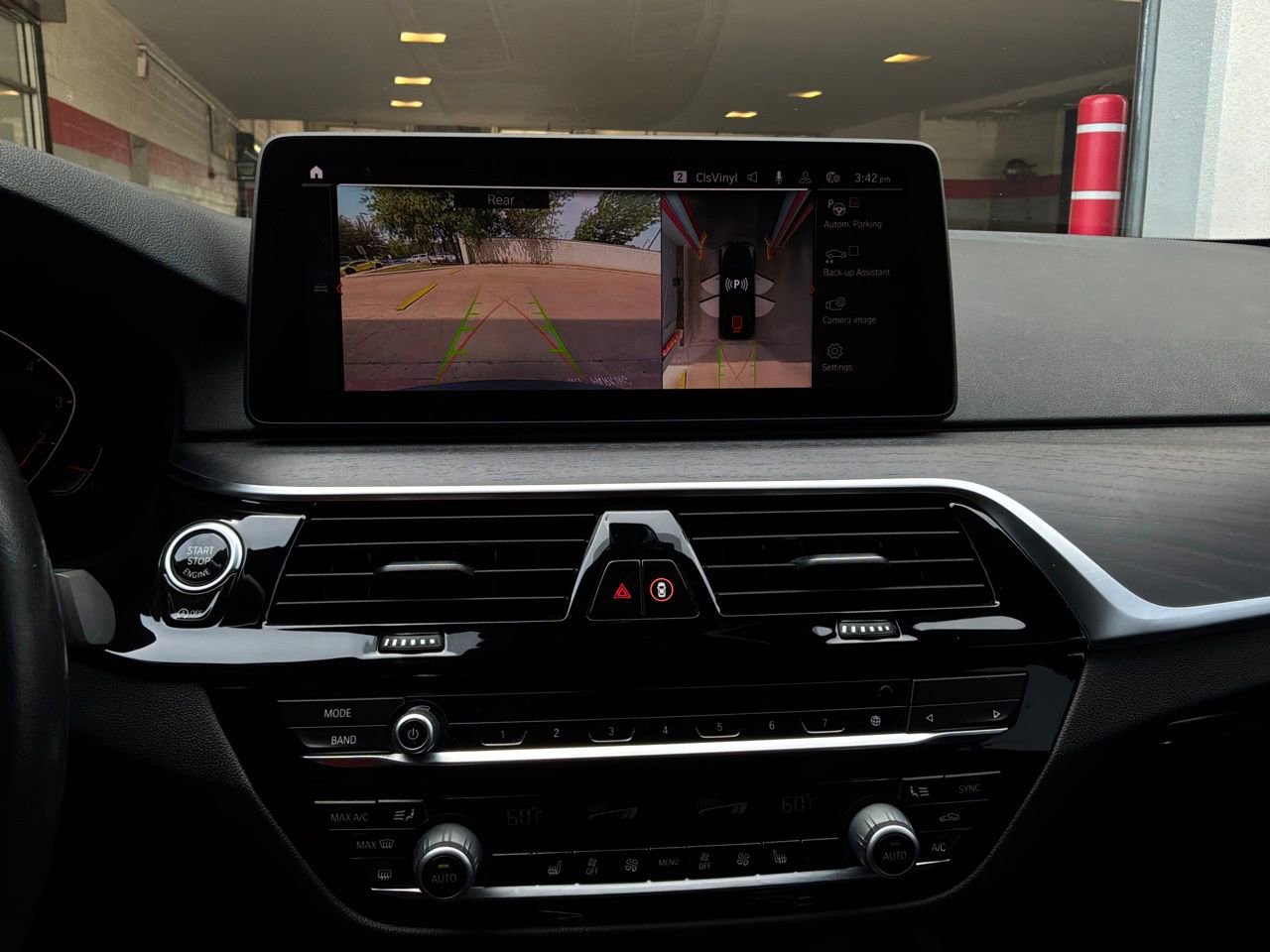 Used 2021 BMW 530i w/ Premium Package RWD image 31