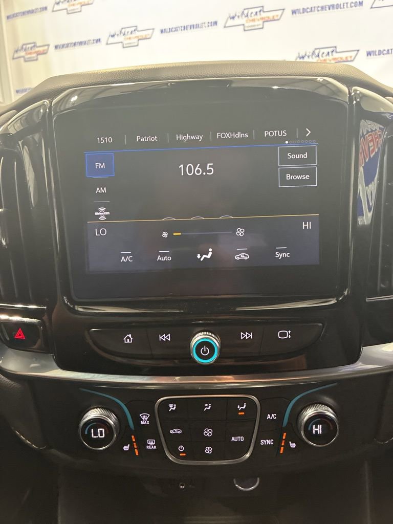 Used 2023 Chevrolet Traverse LT image 27
