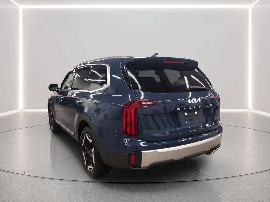 Certified 2023 Kia Telluride S AWD/4WD image 4