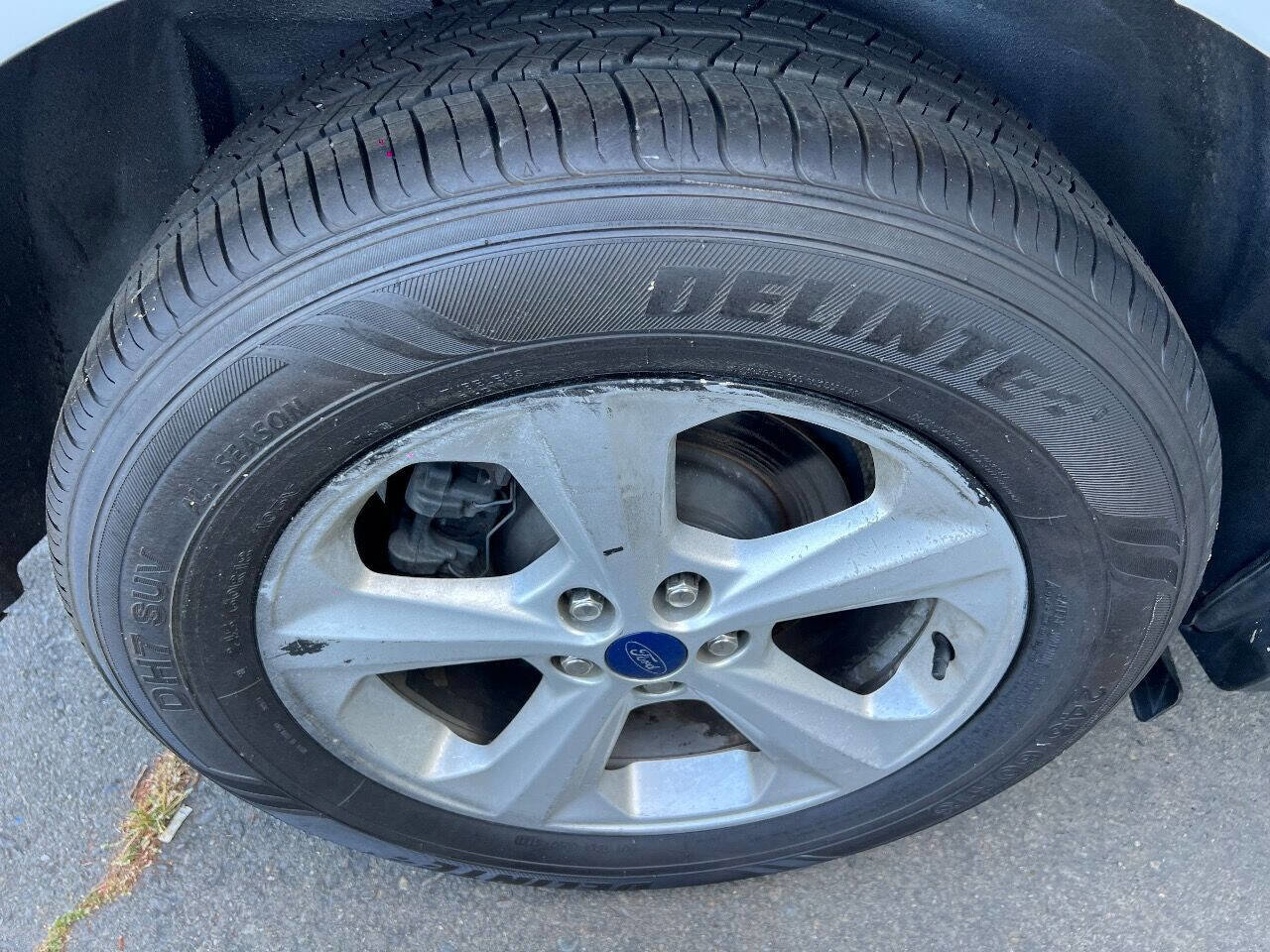 Used 2015 Ford Edge SE image 23