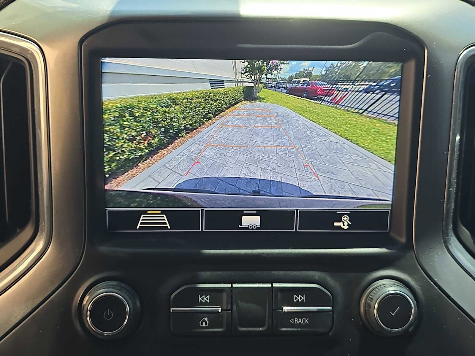 Used 2020 Chevrolet Silverado 1500 RST w/ All-Star Edition RWD image 16
