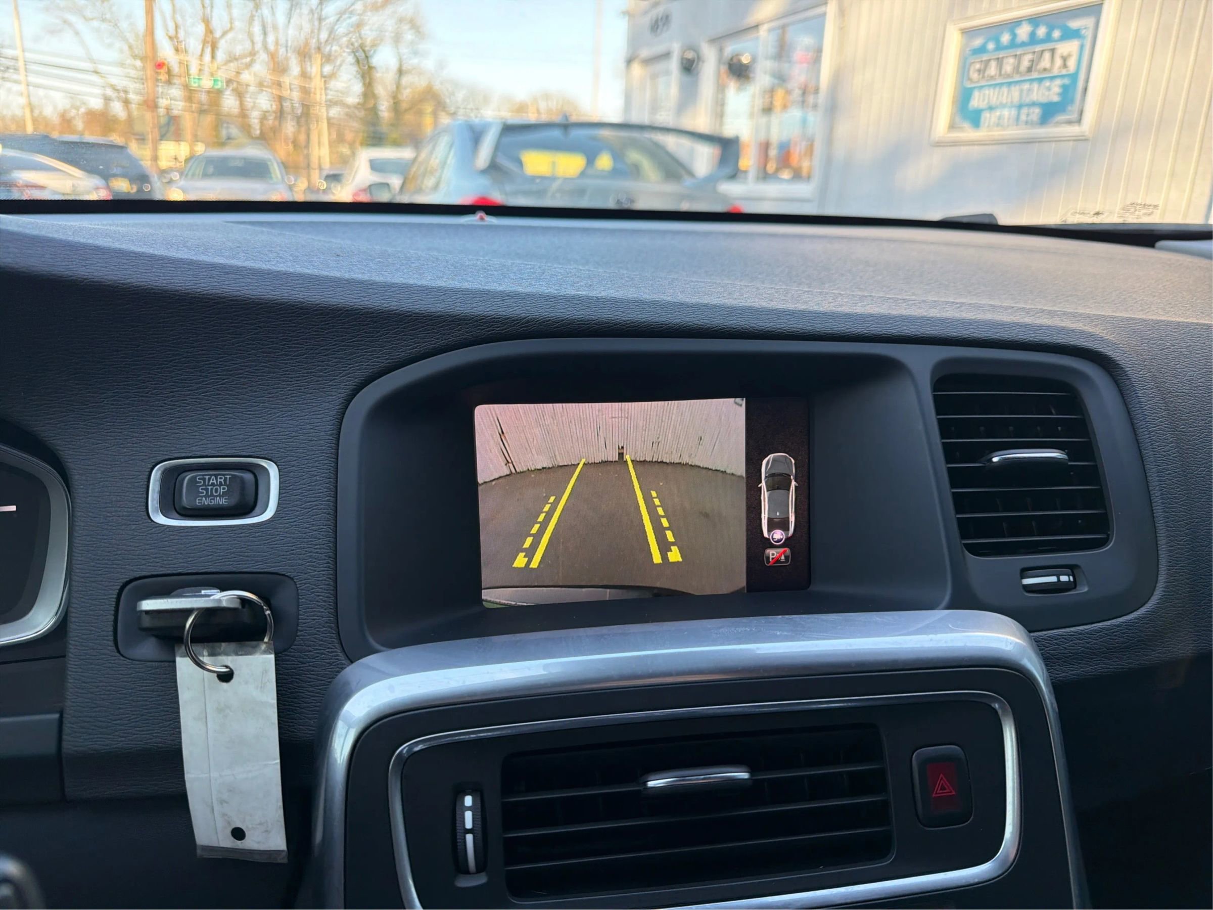 Used 2018 Volvo S60 T5 Dynamic w/ Vision Package AWD/4WD image 17