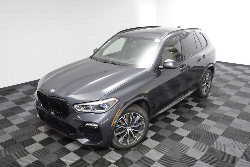 Used 2019 BMW X5 xDrive50i w/ M Sport Package AWD/4WD image 2