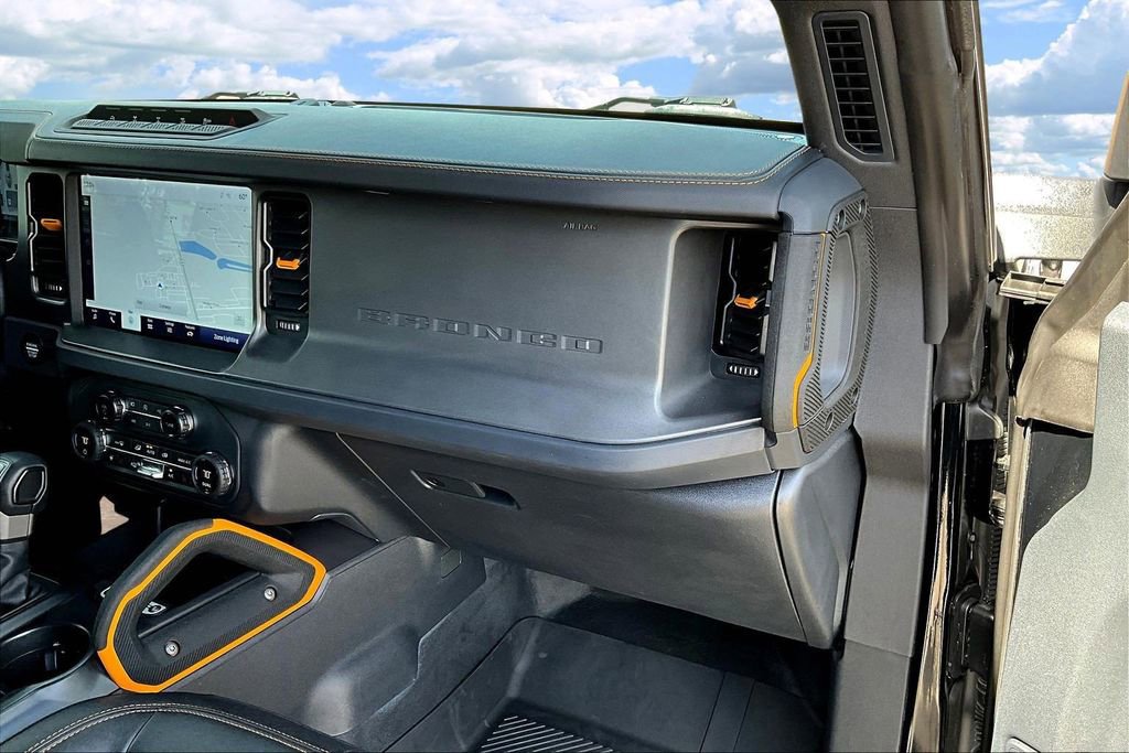 Used 2024 Ford Bronco Badlands image 28