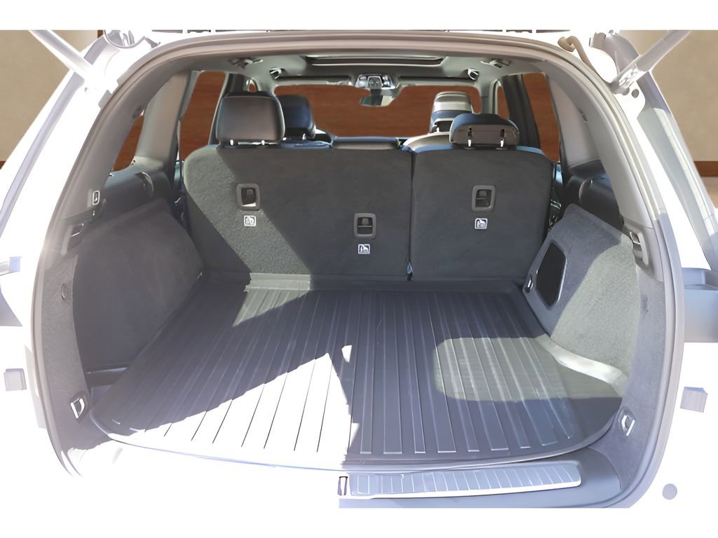 Used 2024 Jeep Grand Cherokee Overland w/ Adv Protech Group III image 16