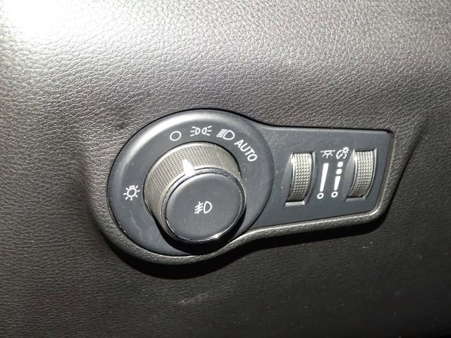 Used 2022 Jeep Compass Latitude image 18