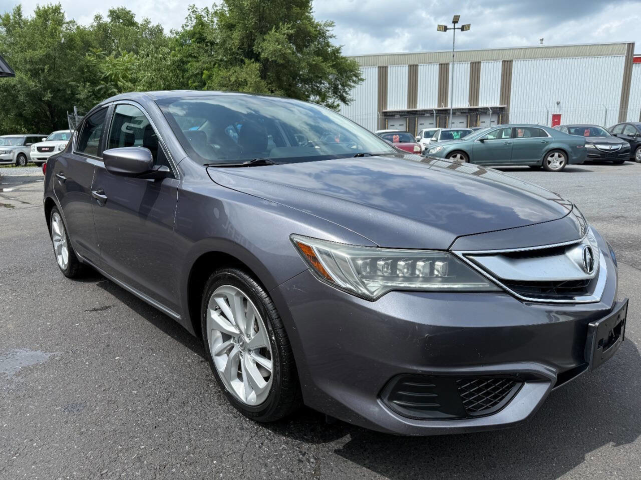 Used 2017 Acura ILX FWD image 3
