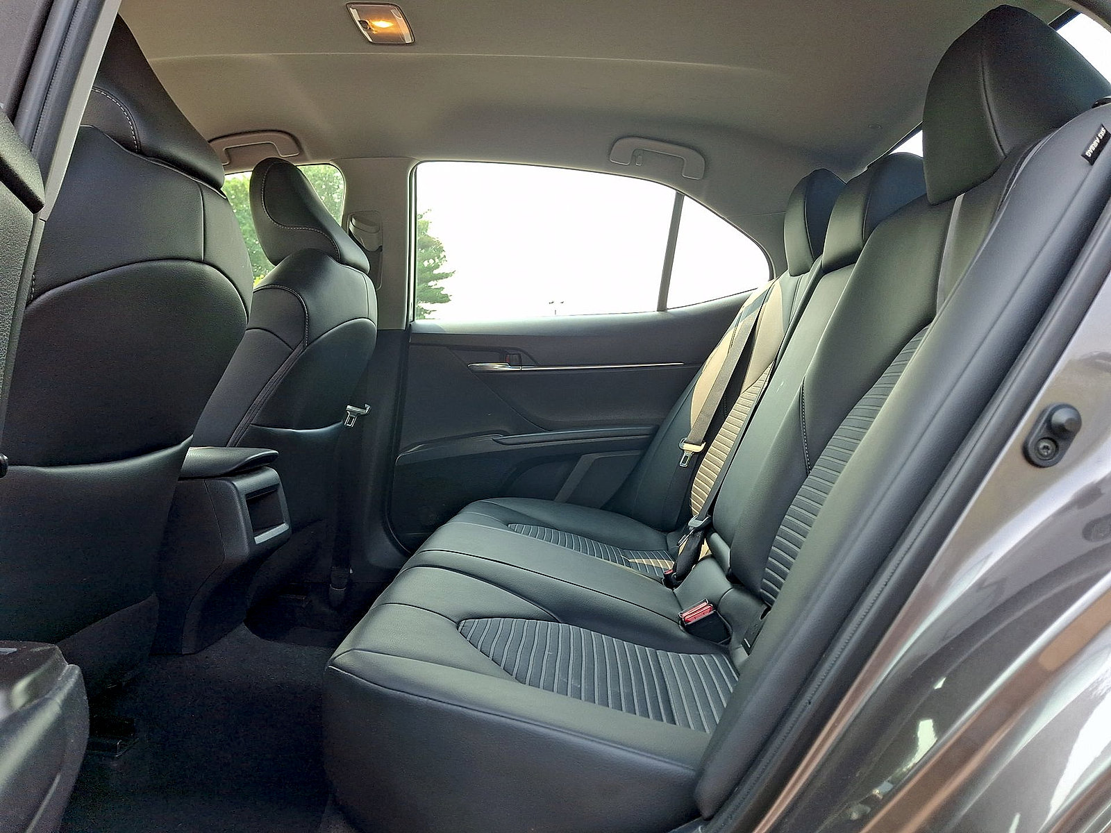 Used 2024 Toyota Camry SE FWD image 20
