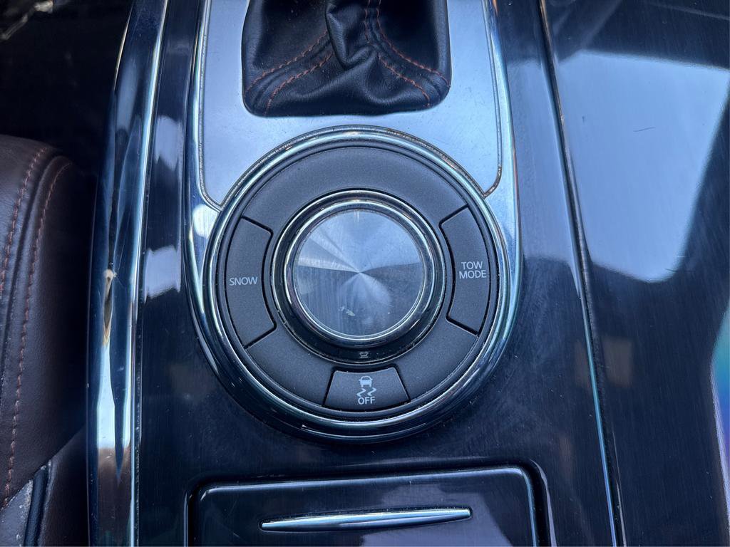 Used 2020 Nissan Armada Platinum w/ Platinum Reserve Package image 29