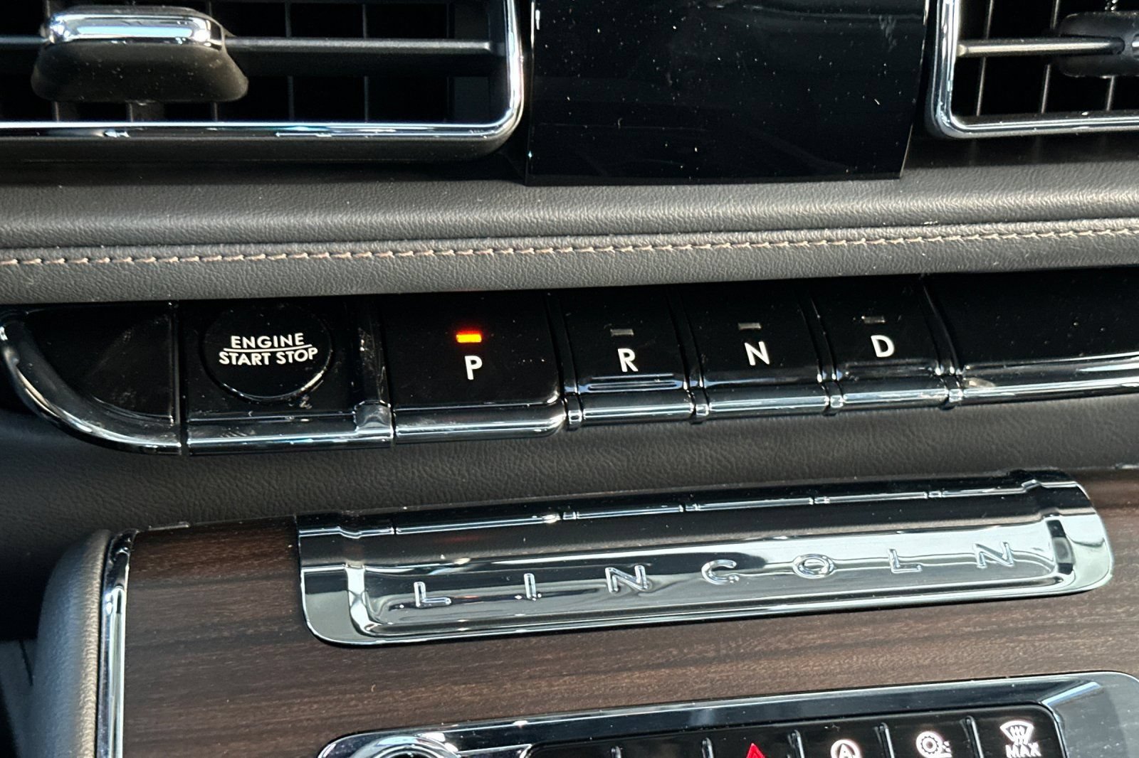New 2026 Lincoln Aviator Reserve AWD/4WD image 22