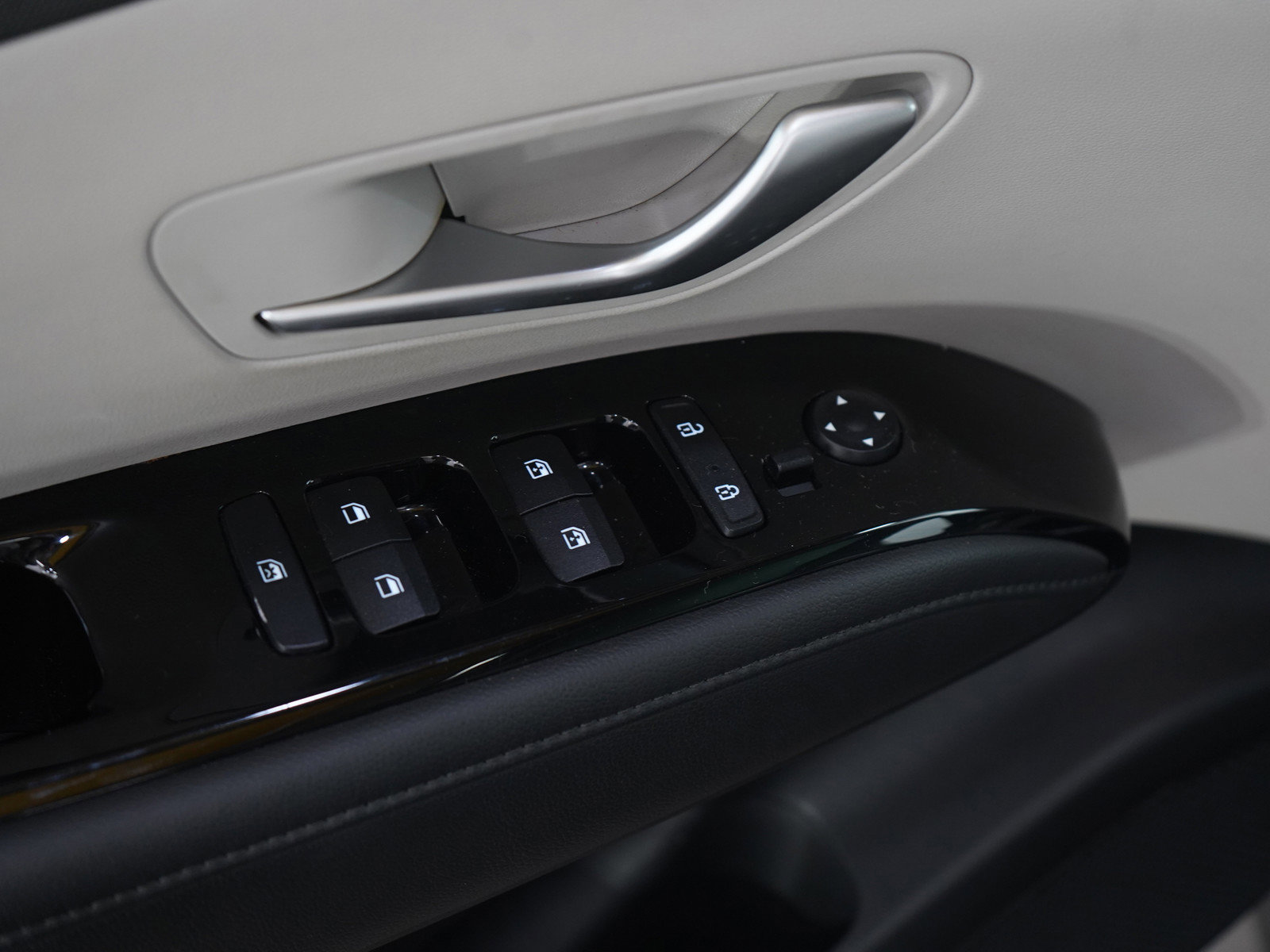 Used 2024 Hyundai Tucson Limited image 19